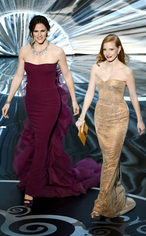2013 Oscars Show, Jennifer Garner, Jessica Chastain 2013 Oscars Show, Jennifer Garner, Jessica Chastain